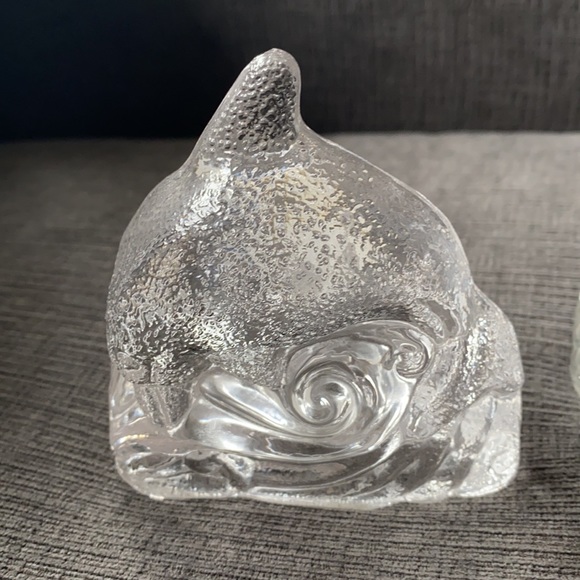 Pair retired PartyLite clear dolphin glass holders - Picture 2 of 9